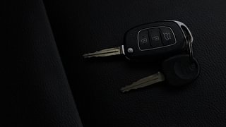 Used 2021 Hyundai Venue SX 1.0  Turbo Petrol Manual extra CAR KEY VIEW