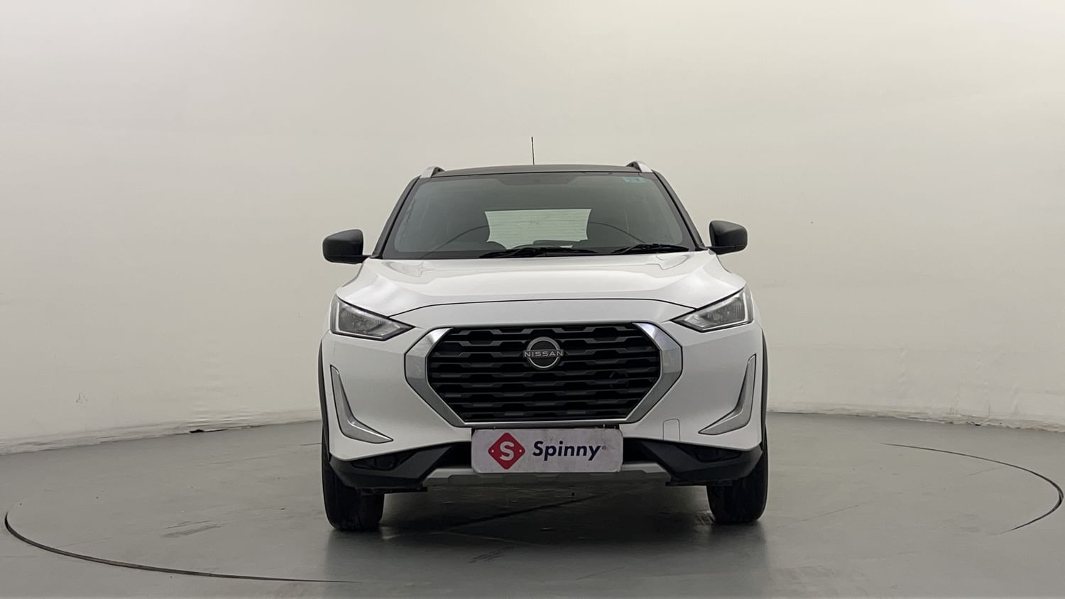 New Nissan Magnite exterior FRONT VIEW