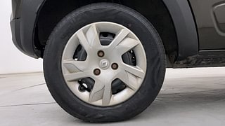 Used 2021 renault Kwid 1.0 RXT Opt Petrol Manual tyres RIGHT REAR TYRE RIM VIEW