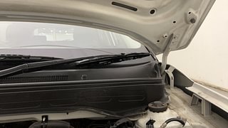 Used 2022 Hyundai Venue SX 1.2 Petrol Petrol Manual engine ENGINE LEFT SIDE HINGE & APRON VIEW