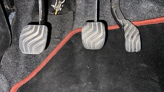 Used 2021 renault Kwid 1.0 RXT Opt Petrol Manual interior PEDALS VIEW