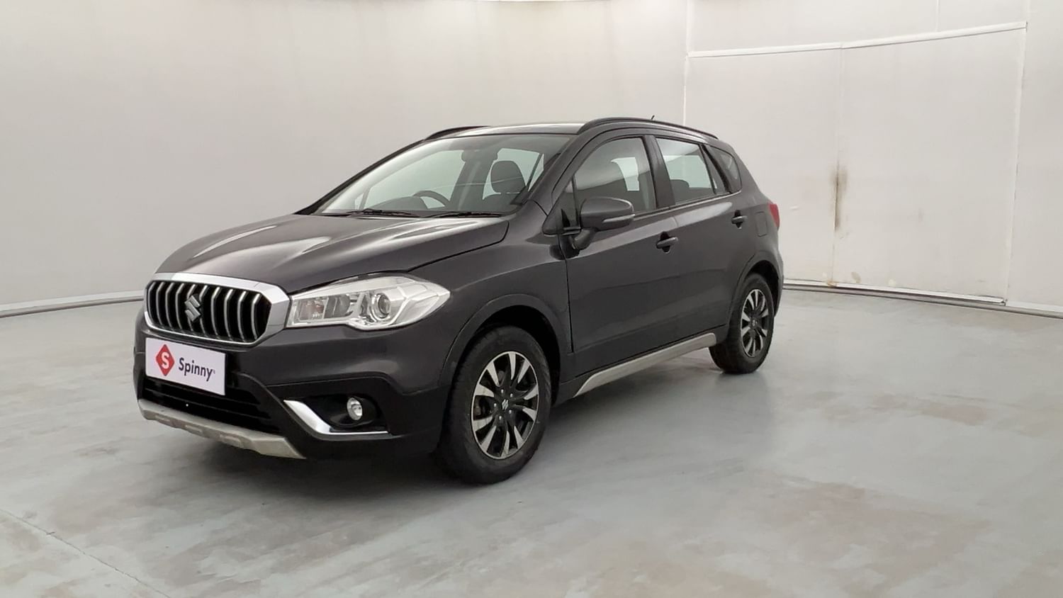 LEFT FRONT CORNER VIEW