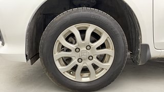 Used 2017 Honda Amaze 1.2 VX i-VTEC Petrol Manual tyres LEFT FRONT TYRE RIM VIEW