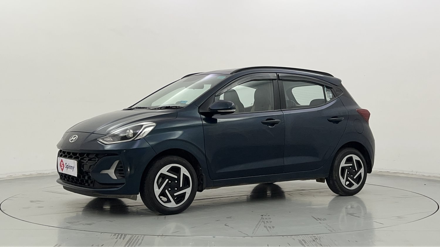 New Hyundai Grand i10 Nios exterior LEFT FRONT CORNER VIEW