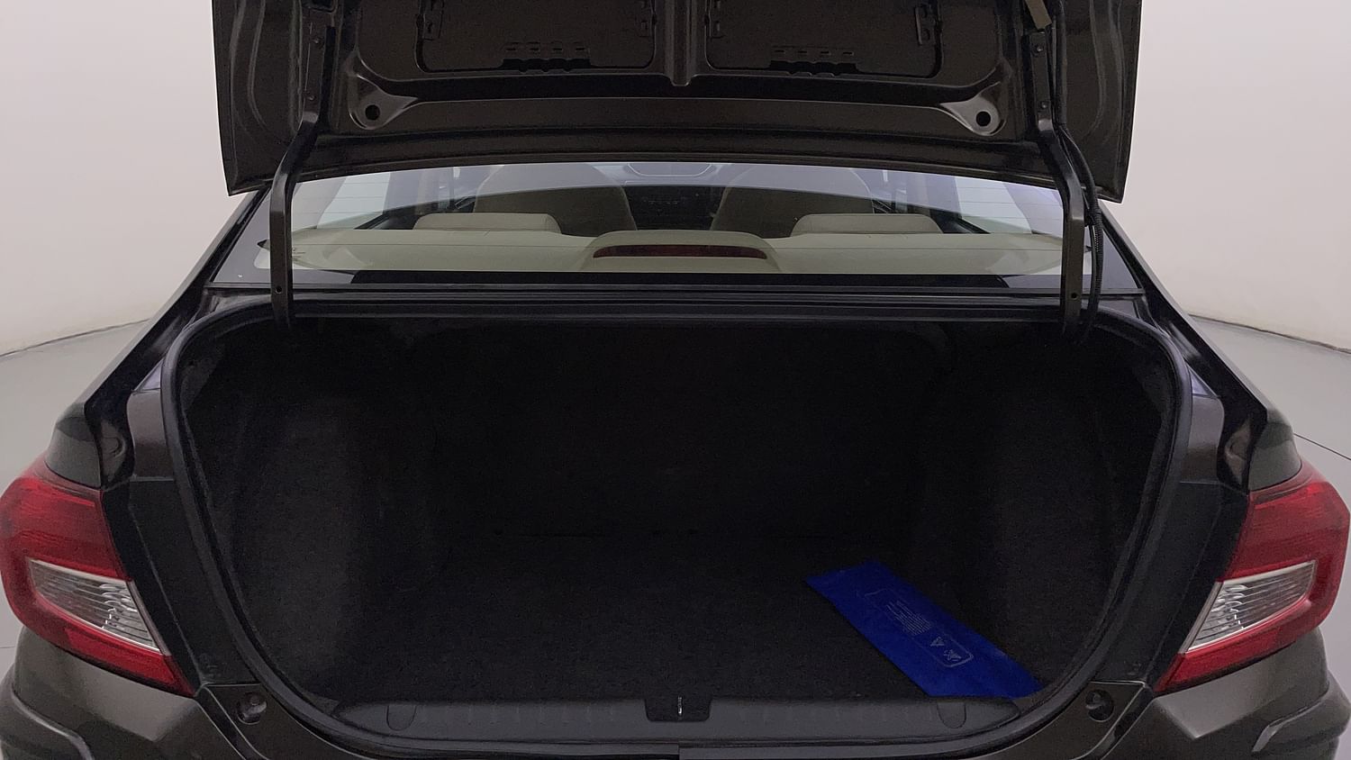 New Honda Amaze interior DICKY INSIDE VIEW