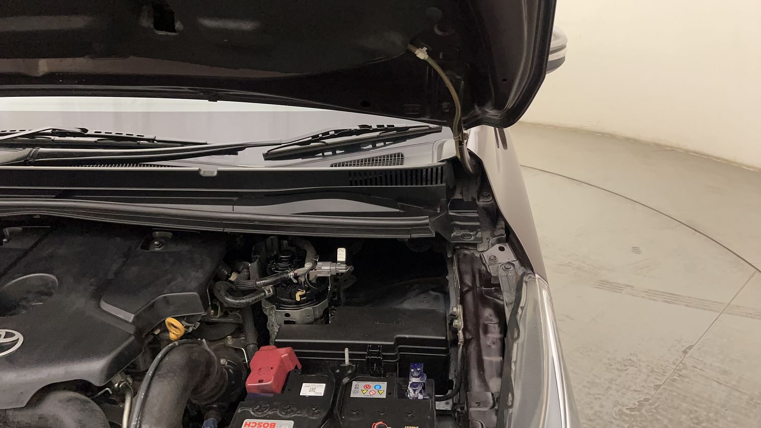 New Toyota Innova Crysta engine ENGINE LEFT SIDE HINGE & APRON VIEW
