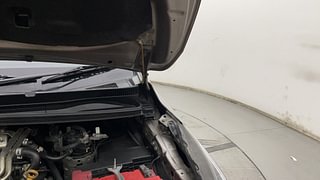 Used 2016 Toyota Innova Crysta 2.4 G Diesel Manual engine ENGINE LEFT SIDE HINGE & APRON VIEW