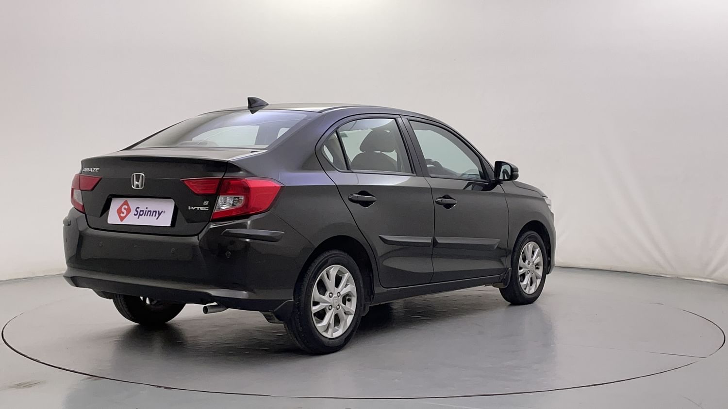 New Honda Amaze exterior RIGHT REAR CORNER VIEW