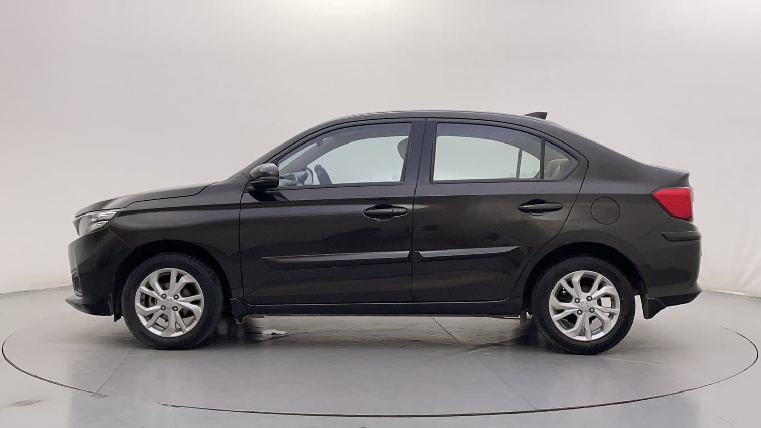 New Honda Amaze exterior LEFT SIDE VIEW