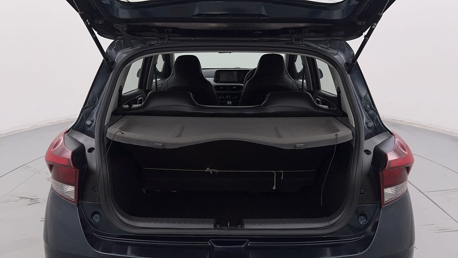 New Hyundai Grand i10 Nios interior DICKY INSIDE VIEW