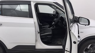 Used 2019 Hyundai Venue SX Plus 1.0 Turbo DCT Petrol Automatic interior RIGHT SIDE FRONT DOOR CABIN VIEW
