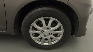 Used 2015 Honda Amaze 1.2 VX i-VTEC Petrol Manual tyres RIGHT FRONT TYRE RIM VIEW