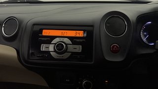Used 2015 Honda Amaze 1.2 VX i-VTEC Petrol Manual top_features Integrated (in-dash) music system