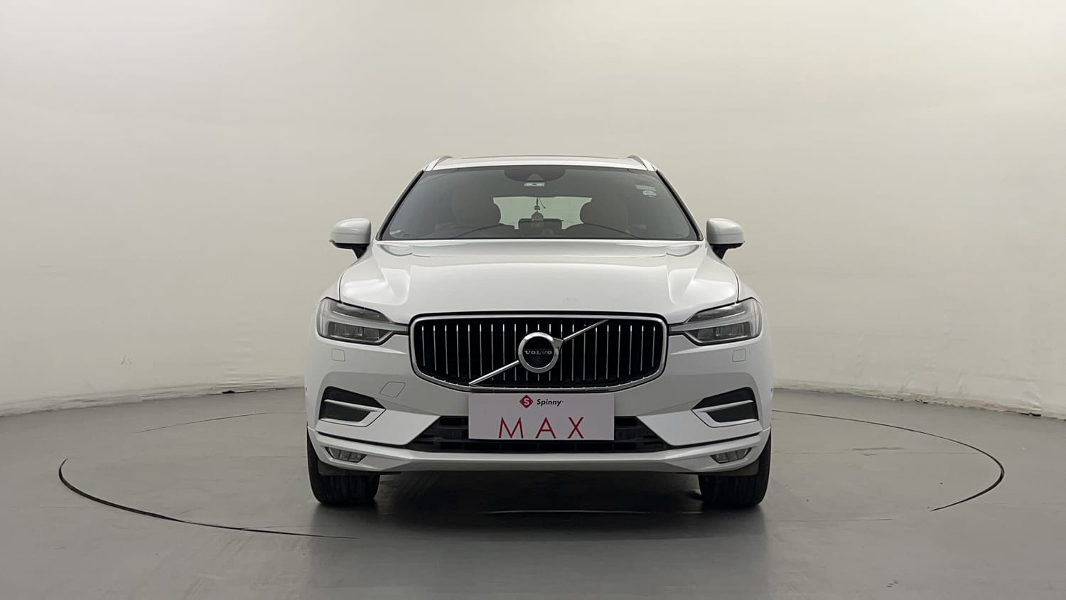New Volvo XC60 exterior FRONT VIEW