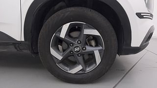 Used 2019 Hyundai Venue SX Plus 1.0 Turbo DCT Petrol Automatic tyres RIGHT FRONT TYRE RIM VIEW