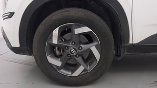 Used 2019 Hyundai Venue SX Plus 1.0 Turbo DCT Petrol Automatic tyres LEFT FRONT TYRE RIM VIEW
