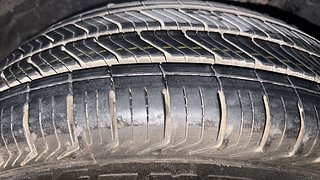 Used 2013 Honda Amaze 1.2 S i-VTEC Petrol Manual tyres RIGHT FRONT TYRE TREAD VIEW