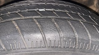Used 2019 Maruti Suzuki Celerio VXI AMT Petrol Automatic tyres RIGHT FRONT TYRE TREAD VIEW