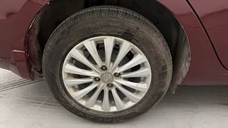 Used 2018 Maruti Suzuki Ciaz Zeta 1.4 AT Petrol Automatic tyres RIGHT REAR TYRE RIM VIEW