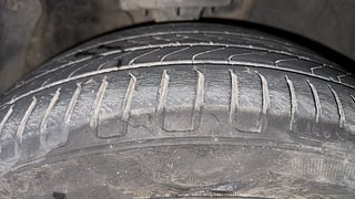 Used 2021 MG Motors Astor Savvy 1.3 Turbo AT S Red Petrol Automatic tyres RIGHT FRONT TYRE TREAD VIEW