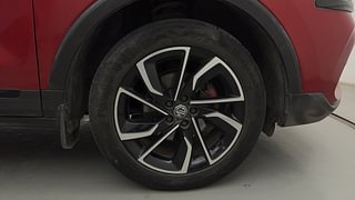 Used 2021 MG Motors Astor Savvy 1.3 Turbo AT S Red Petrol Automatic tyres RIGHT FRONT TYRE RIM VIEW