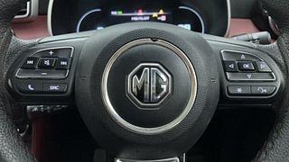 Used 2021 MG Motors Astor Savvy 1.3 Turbo AT S Red Petrol Automatic top_features Cruise control