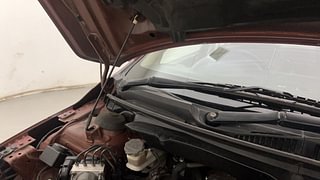 Used 2018 Maruti Suzuki Ciaz Zeta 1.4 AT Petrol Automatic engine ENGINE RIGHT SIDE HINGE & APRON VIEW