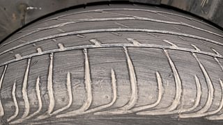 Used 2011 Toyota Etios [2010-2017] V Petrol Manual tyres LEFT REAR TYRE TREAD VIEW