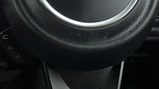 Used 2022 Maruti Suzuki Baleno Zeta Petrol Petrol Manual top_features Airbags