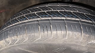 Used 2016 Maruti Suzuki Swift Dzire VXI Petrol Manual tyres RIGHT FRONT TYRE TREAD VIEW