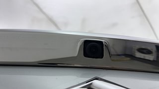 Used 2022 Maruti Suzuki Baleno Zeta Petrol Petrol Manual top_features Rear camera
