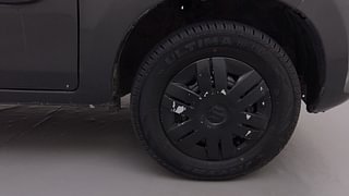 Used 2014 Maruti Suzuki Alto 800 Vxi Petrol Manual tyres RIGHT FRONT TYRE RIM VIEW
