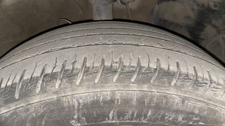 Used 2019 Hyundai Venue SX Plus 1.0 Turbo DCT Petrol Automatic tyres RIGHT FRONT TYRE TREAD VIEW