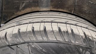 Used 2018 Hyundai Grand i10 Magna AT 1.2 Kappa VTVT Petrol Automatic tyres RIGHT REAR TYRE TREAD VIEW