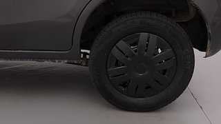 Used 2014 Maruti Suzuki Alto 800 Vxi Petrol Manual tyres LEFT REAR TYRE RIM VIEW