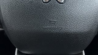 Used 2023 Mahindra XUV700 AX 5 Petrol AT 5 STR Petrol Automatic top_features Airbags
