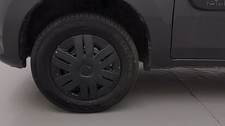 Used 2014 Maruti Suzuki Alto 800 Vxi Petrol Manual tyres LEFT FRONT TYRE RIM VIEW