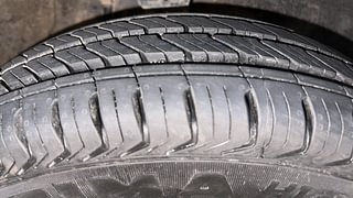 Used 2014 Maruti Suzuki Alto 800 Vxi Petrol Manual tyres RIGHT FRONT TYRE TREAD VIEW