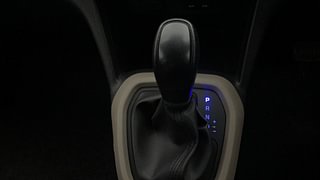 Used 2018 Hyundai Grand i10 Magna AT 1.2 Kappa VTVT Petrol Automatic interior GEAR  KNOB VIEW