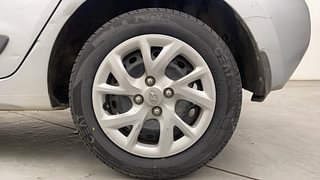 Used 2018 Hyundai Grand i10 Magna AT 1.2 Kappa VTVT Petrol Automatic tyres LEFT REAR TYRE RIM VIEW