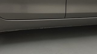 Used 2015 Maruti Suzuki Swift Dzire VXI Petrol Manual dents MINOR SCRATCH