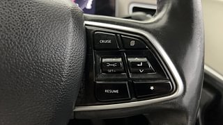Used 2021 Mahindra XUV700 AX 7 Petrol AT Luxury Pack 7 STR Petrol Automatic top_features Cruise control