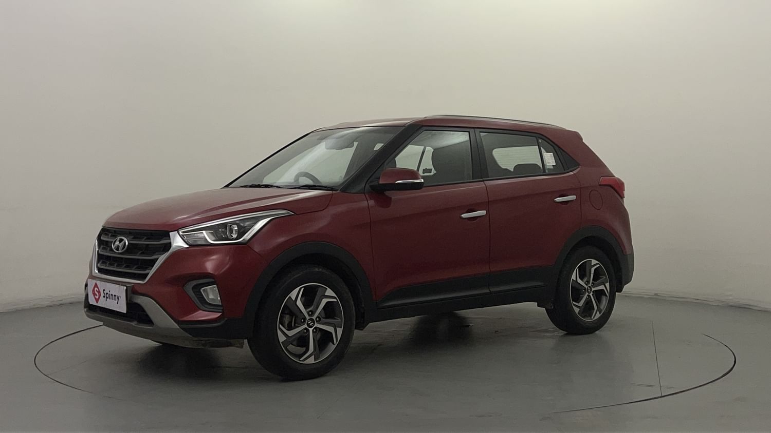 LEFT FRONT CORNER VIEW