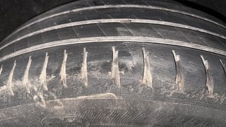 Used 2020 Volkswagen Tiguan Highline TDI Diesel Automatic tyres LEFT REAR TYRE TREAD VIEW