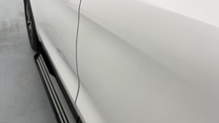 Used 2021 Mahindra XUV700 AX 7 Petrol AT Luxury Pack 7 STR Petrol Automatic dents MINOR SCRATCH