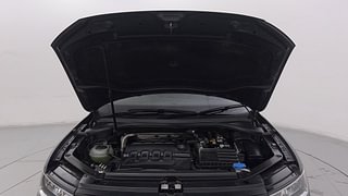 Used 2020 Volkswagen Tiguan Highline TDI Diesel Automatic engine ENGINE & BONNET OPEN FRONT VIEW