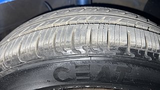 Used 2020 Hyundai New Santro 1.1 Sportz MT Petrol Manual tyres RIGHT FRONT TYRE TREAD VIEW