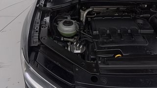 Used 2020 Volkswagen Tiguan Highline TDI Diesel Automatic engine ENGINE RIGHT SIDE VIEW