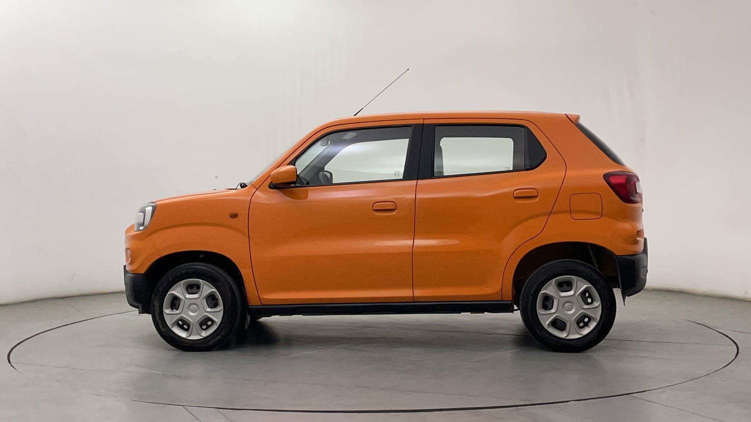 New Maruti Suzuki S-Presso exterior LEFT SIDE VIEW