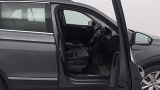 Used 2020 Volkswagen Tiguan Highline TDI Diesel Automatic interior RIGHT SIDE FRONT DOOR CABIN VIEW